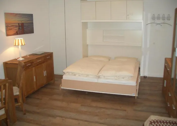 Tierfreie,Strandnahe Nichtraucher-Ferienwohnung